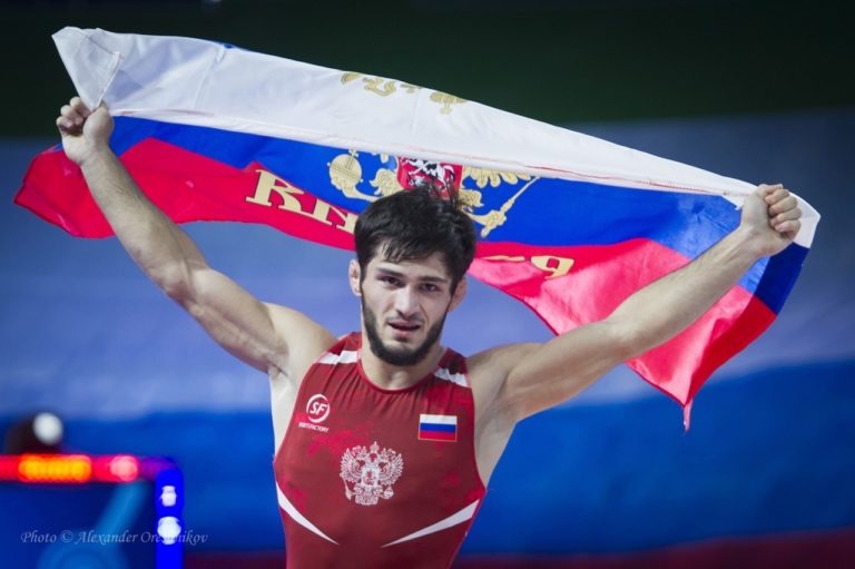 Российские борцы выиграли общекомандный медальный зачёт на юниорском чемпионате мира